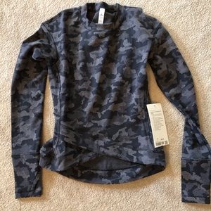 Lululemon Close to Crossing Long Sleeve Rulu